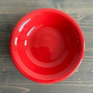 Fiestaware fruit dish
Scarlet red
